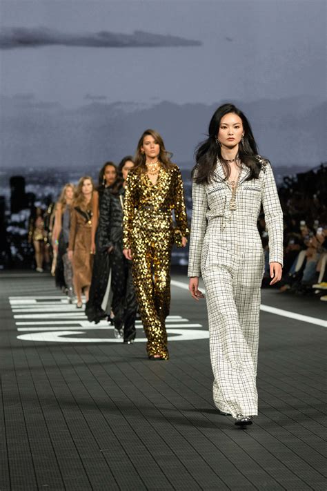 chanel china show